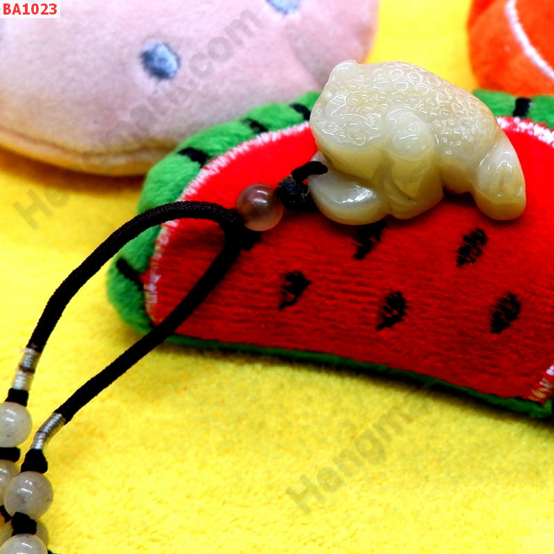 BA1023 สร้อยคอเชือก จี้รูปกบคาบเหรียญ หยกเหลือง ราคา 299 บาท http://ww2.hengmark.com/view_product/BA1023.htm