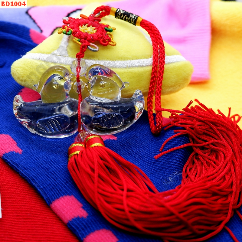 BD1004 เป็ดแมนดารินคู่  ใหญ่ ราคา 199 บาท http://ww2.hengmark.com/view_product/BD1004.htm