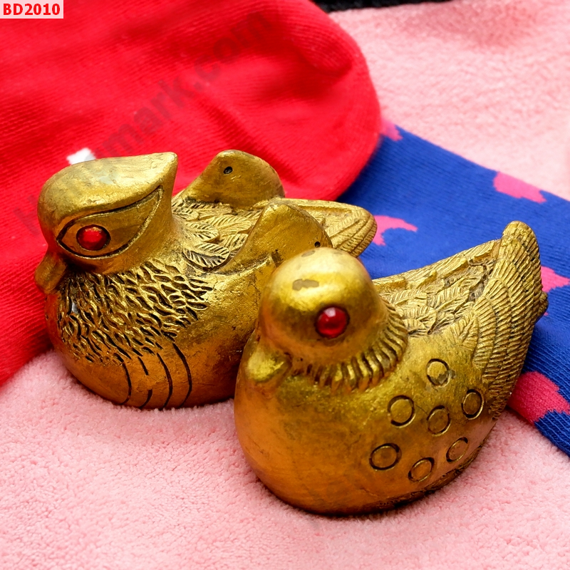 BD2010 เป็ดแมนดารินคู่สีทอง ราคา 299 บาท http://ww2.hengmark.com/view_product/BD2010.htm