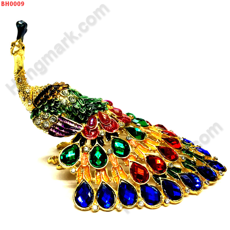 BH0009 นกยูงหางพลอยน้ำเงิน ตลับเครื่องประดับฝังคริสตัล ราคา 799 บาท http://ww2.hengmark.com/view_product/BH0009.htm