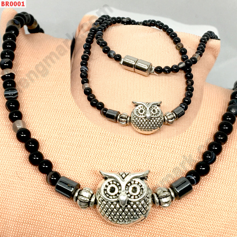 BR0001 สร้อยคอหินอะเกตจี้รูปนกฮูกโลหะสีเงิน ราคา 299 บาท http://ww2.hengmark.com/view_product/BR0001.htm