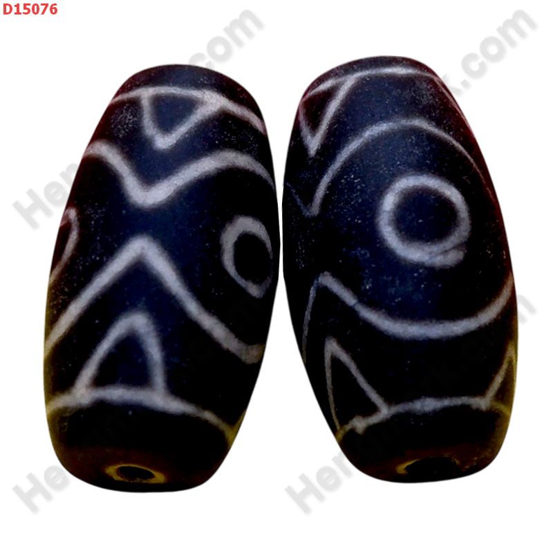 D15076 หินดีซีไอ 3 ตา เขี้ยวเสือ ราคา 150 บาท http://ww2.hengmark.com/view_product/D15076.htm