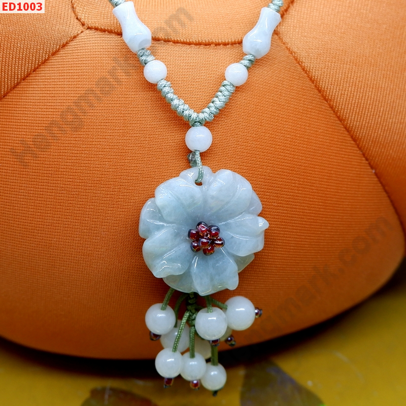 ED1003 สร้อยคอ จี้ดอกโบตั๋นหยก ราคา 299 บาท http://ww2.hengmark.com/view_product/ED1003.htm