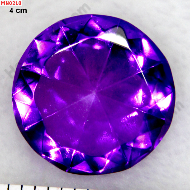 MN0210 โคตรเพชรเสริมฮวงจุ้ย สีม่วง ราคา 100 บาท http://ww2.hengmark.com/view_product/MN0210.htm