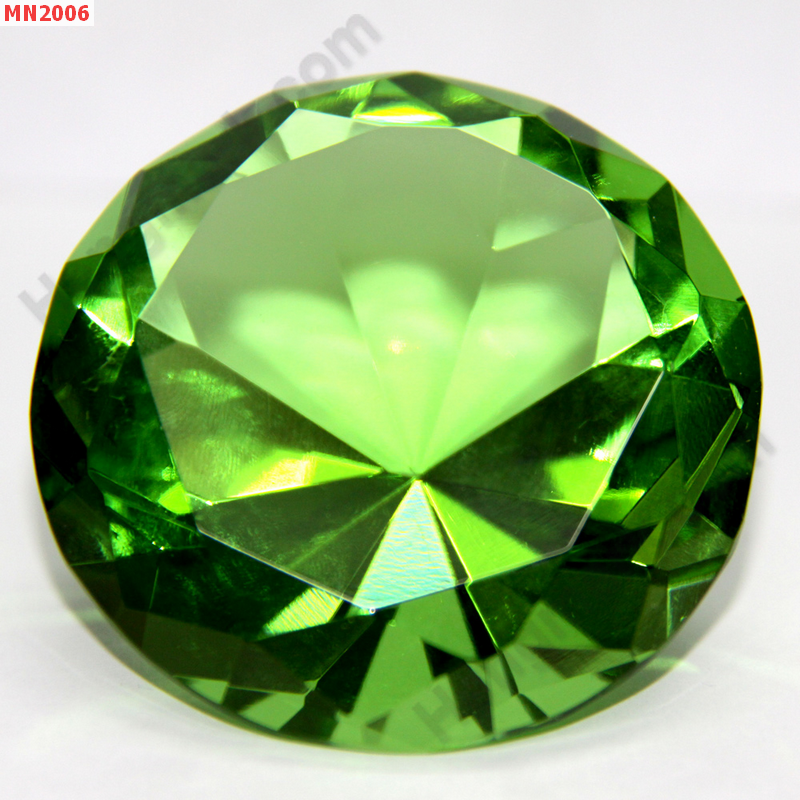 MN2006 โคตรเพชร สีเขียวอ่อน ราคา 200 บาท http://ww2.hengmark.com/view_product/MN2006.htm