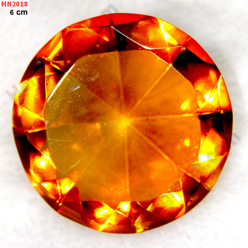 MN2018 โคตรเพชรเสริมฮวงจุ้ย สีส้ม ราคา 200 บาท http://ww2.hengmark.com/view_product/MN2018.htm