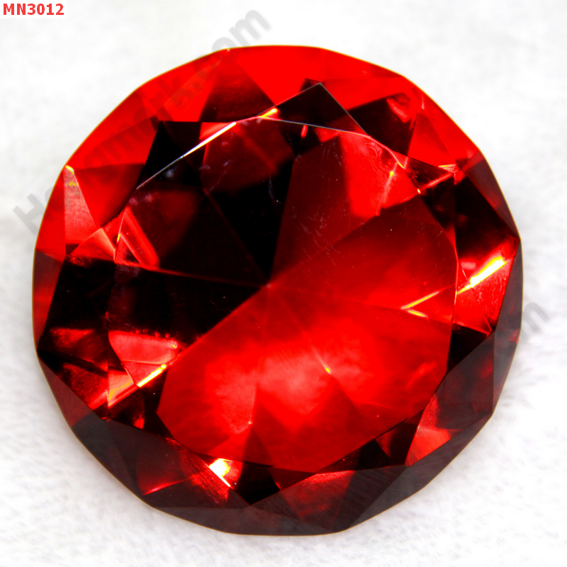 MN3012 โคตรเพชรเสริมฮวงจุ้ย สีแดง ราคา 300 บาท http://ww2.hengmark.com/view_product/MN3012.htm