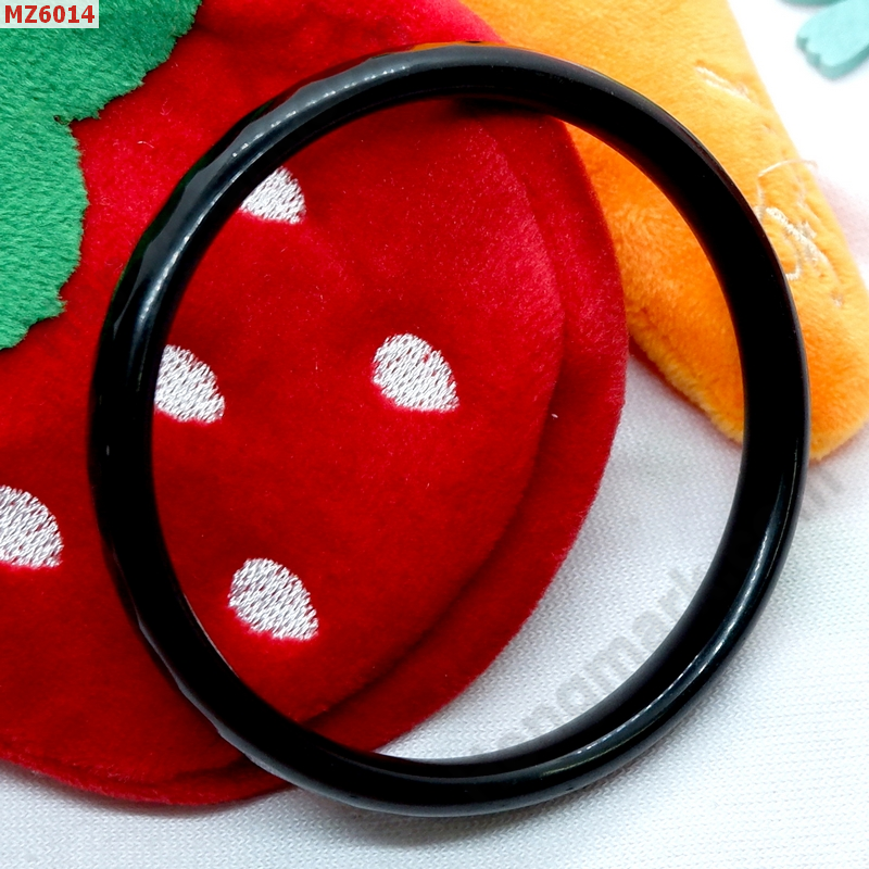 MZ6014 กำไลหิน สีดำ ราคา 199 บาท http://ww2.hengmark.com/view_product/MZ6014.htm