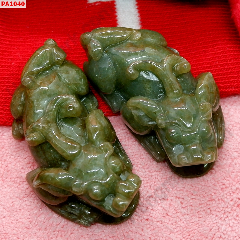 PA1040 ปี่เซียะหยกคู่ตั้งโต๊ะ ราคา 900 บาท http://ww2.hengmark.com/view_product/PA1040.htm