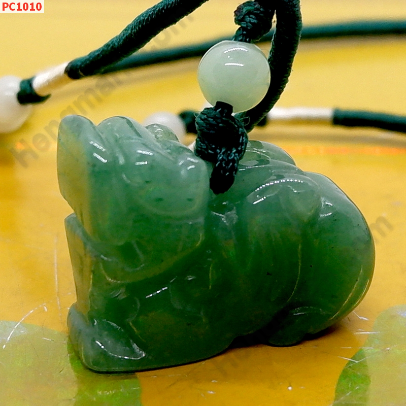 PC1010 สร้อยคอปี่เซียะ หินหยกสีเขียวเข้ม ราคา 199 บาท http://ww2.hengmark.com/view_product/PC1010.htm