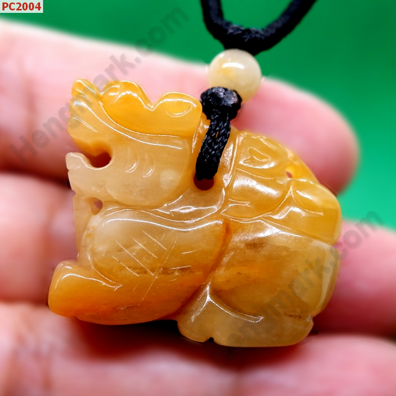 PC2004 สร้อยคอปี่เซียะแม่ลูกหยกเหลือง ราคา 299 บาท http://ww2.hengmark.com/view_product/PC2004.htm