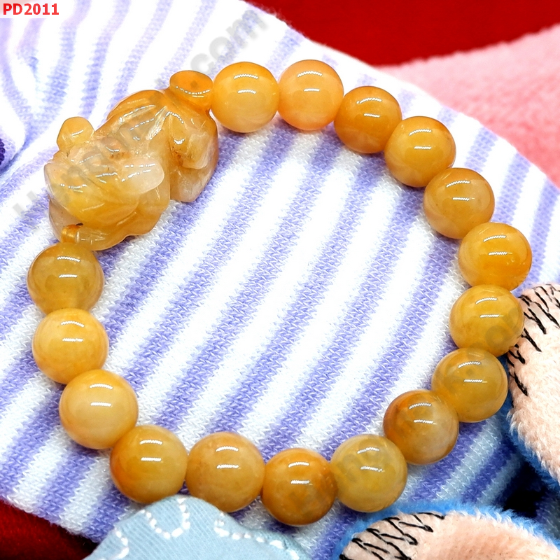 PD2011 สร้อยข้อมือปี่เซียะหยกเหลือง ราคา 299 บาท http://ww2.hengmark.com/view_product/PD2011.htm