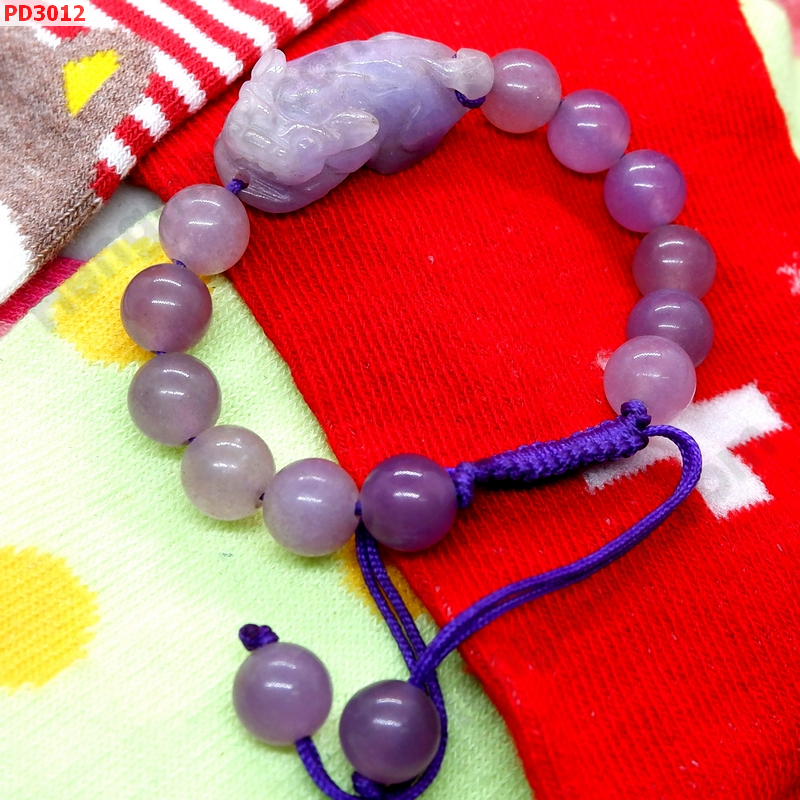 PD3012 สร้อยข้อมือปี่เซียะหยกสีม่วง ราคา 399 บาท http://ww2.hengmark.com/view_product/PD3012.htm