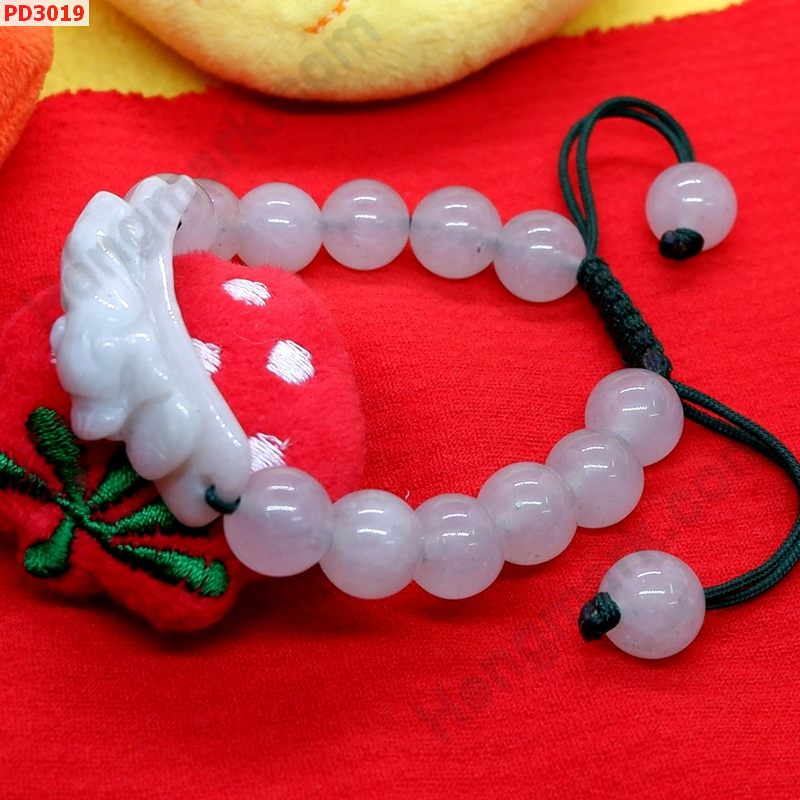 PD3019 สร้อยข้อมือปี่เซียะหยกสีขาว ราคา 399 บาท http://ww2.hengmark.com/view_product/PD3019.htm