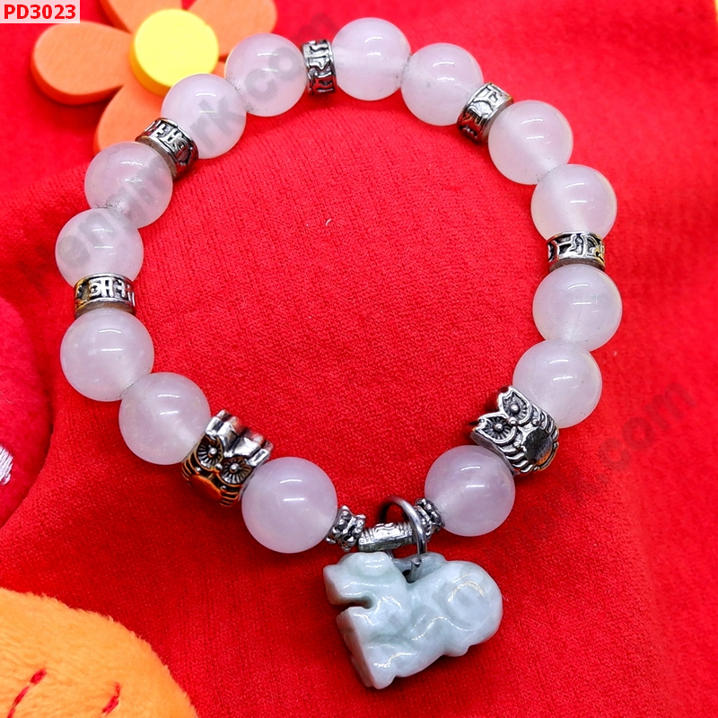 PD3023 สร้อยข้อมือปี่เซียะหยกขาวอมเขียว ราคา 349 บาท http://ww2.hengmark.com/view_product/PD3023.htm