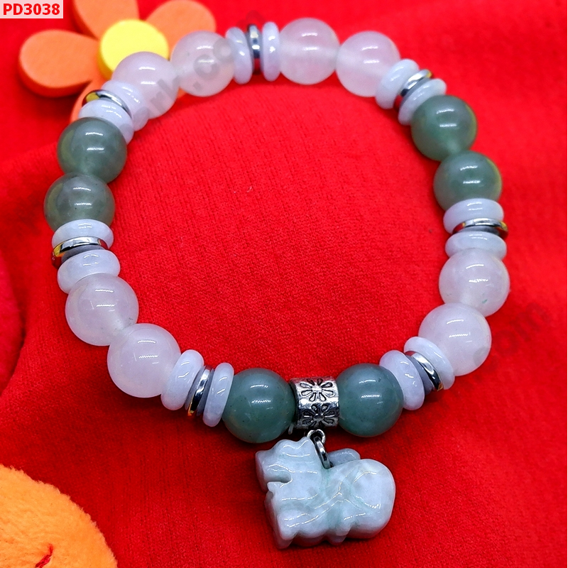 PD3038 สร้อยข้อมือปี่เซียะหยกขาวอมเขียว ราคา 399 บาท http://ww2.hengmark.com/view_product/PD3038.htm