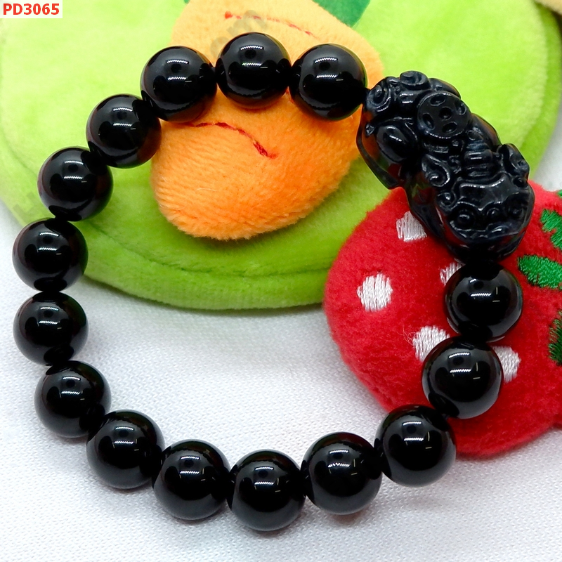 PD3065 สร้อยข้อมือปี่เซียะหินอะเกตสีดำ ราคา 399 บาท http://ww2.hengmark.com/view_product/PD3065.htm