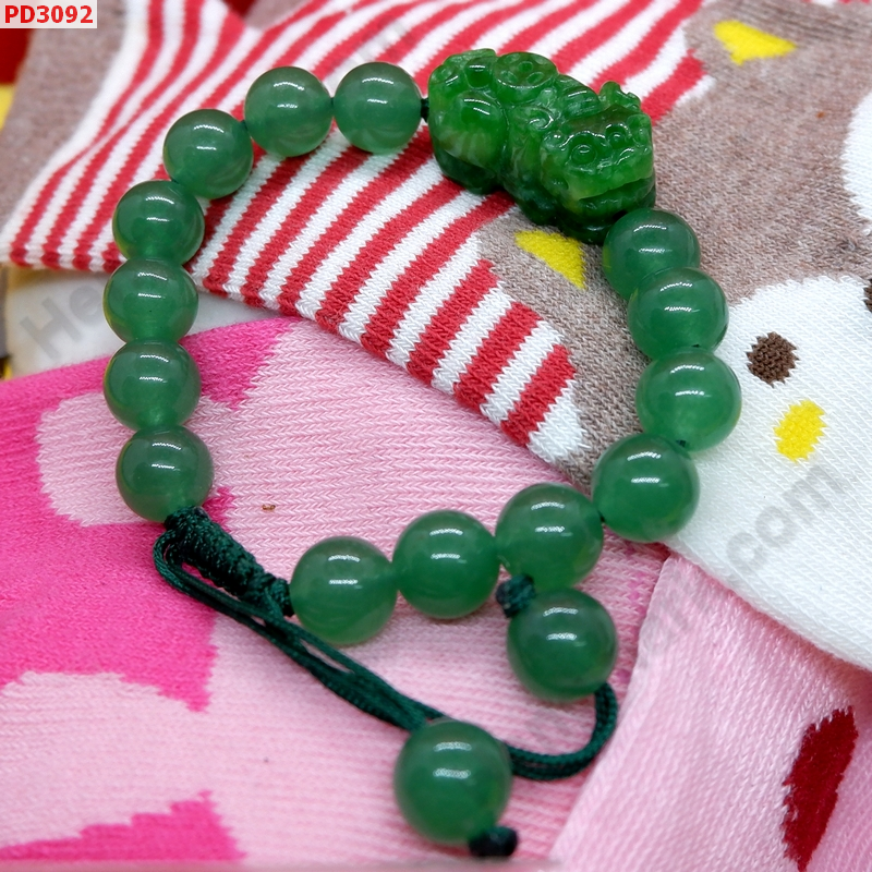 PD3092 สร้อยข้อมือปี่เซียะหินสีเขียวสดสร้อยเชือก ราคา 399 บาท http://ww2.hengmark.com/view_product/PD3092.htm