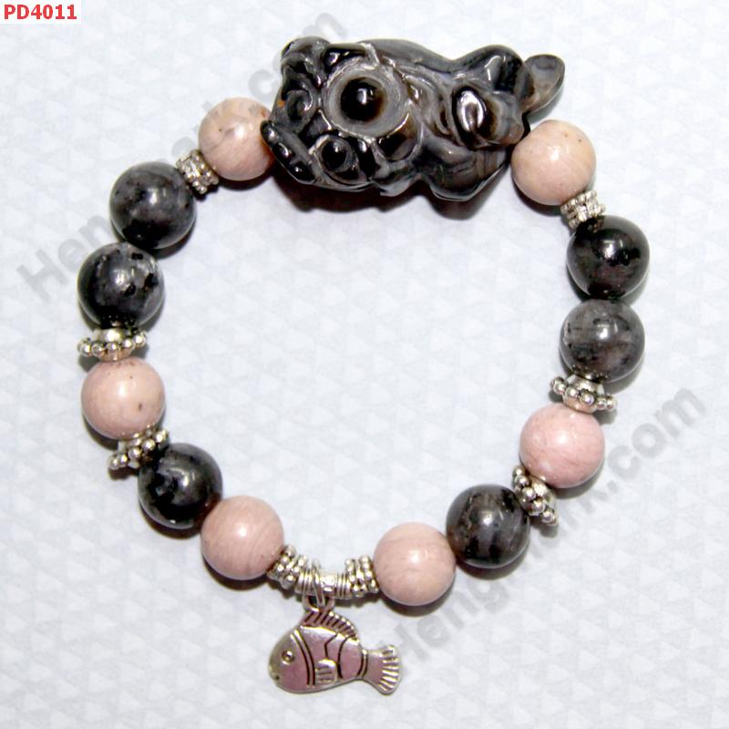 PD4011 สร้อยข้อมือปี่เซียะดำหินอะเก็ต ราคา 449 บาท http://ww2.hengmark.com/view_product/PD4011.htm