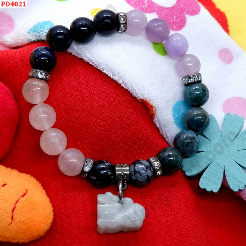 PD4021 สร้อยข้อมือปี่เซียะ หิน 5 ชนิด ราคา 469 บาท http://ww2.hengmark.com/view_product/PD4021.htm