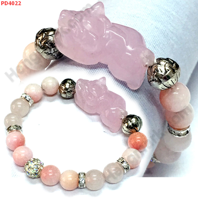 PD4022 สร้อยข้อมือปี่เซียะชมพู โรสควอตซ์ -ลูกท้อ ราคา 489 บาท http://ww2.hengmark.com/view_product/PD4022.htm
