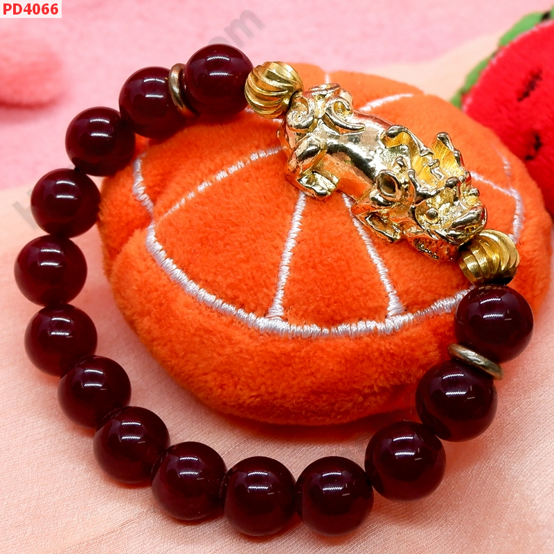 PD4066 สร้อยข้อมือปี่เซียะทอง ราคา 439 บาท http://ww2.hengmark.com/view_product/PD4066.htm