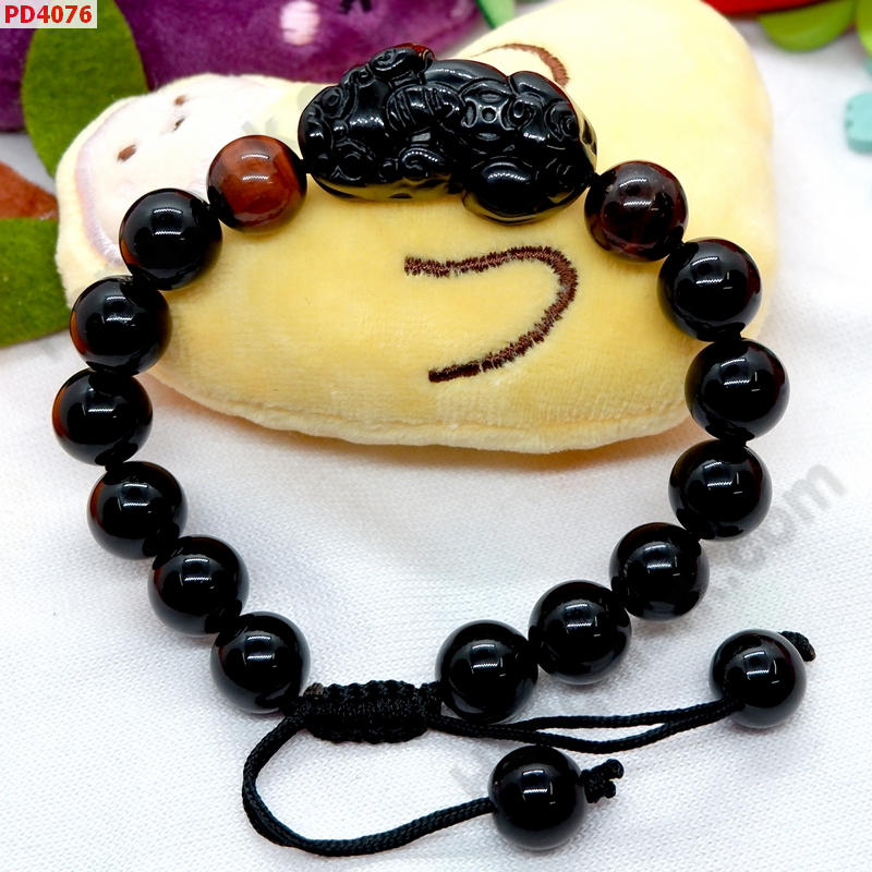 PD4076 สร้อยข้อมือปี่เซียะหินสีดำสร้อยเชือก ราคา 489 บาท http://ww2.hengmark.com/view_product/PD4076.htm