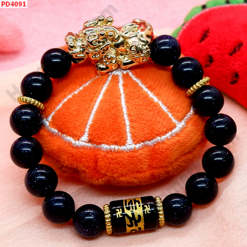 PD4091 สร้อยข้อมือปี่เซียะสีทองวาว+คาถาทิเบต ราคา 499 บาท http://ww2.hengmark.com/view_product/PD4091.htm