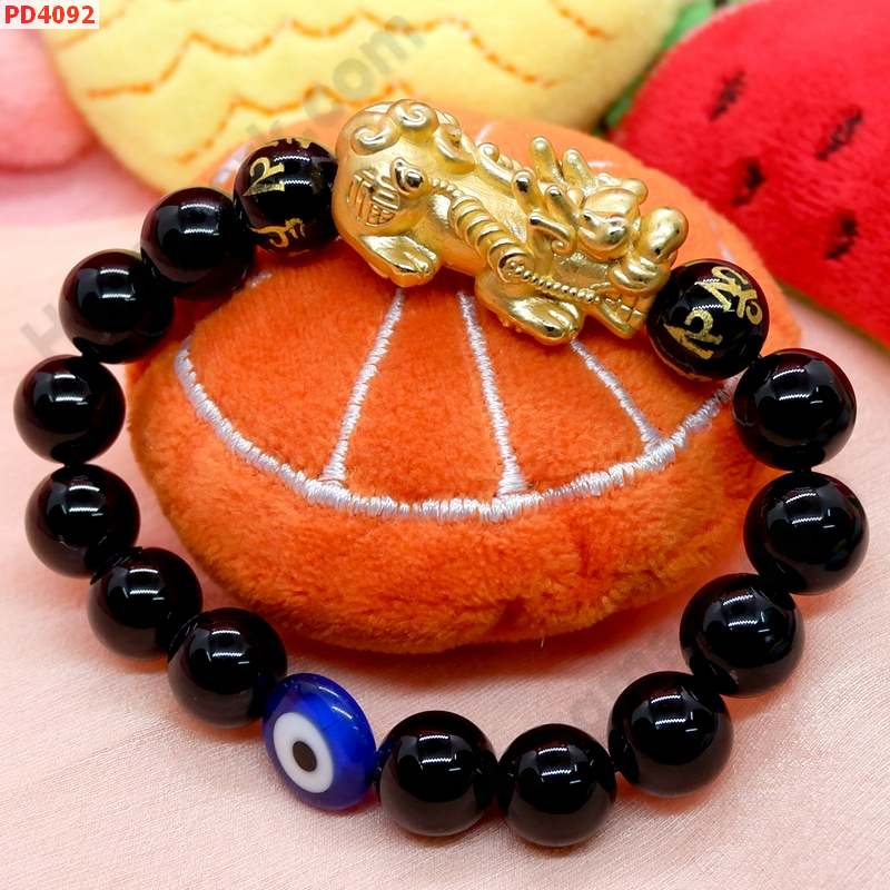 PD4092 สร้อยข้อมือปี่เซียะสีทองด้าน+คาถาทิเบต ราคา 499 บาท http://ww2.hengmark.com/view_product/PD4092.htm