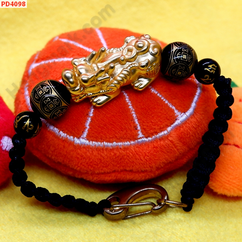 PD4098 สร้อยข้อมือปี่เซียะทองเ+คาถา เชือกถัก ราคา 459 บาท http://ww2.hengmark.com/view_product/PD4098.htm
