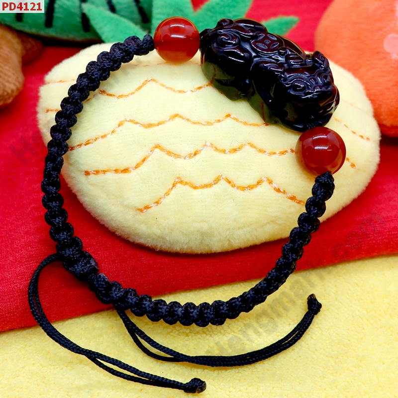 PD4121 สร้อยข้อมือปี่เซียะหินออบซิเดียนเชือกถัก ราคา 429 บาท http://ww2.hengmark.com/view_product/PD4121.htm