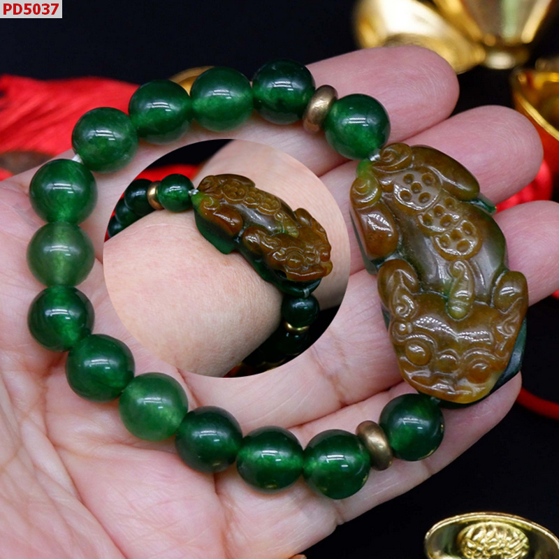PD5037 สร้อยข้อมือปี่เซียะหยกจักรพรรดิเขียวน้ำตาล ราคา 549 บาท http://ww2.hengmark.com/view_product/PD5037.htm