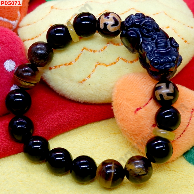 PD5072 สร้อยข้อมือปี่เซียะหินอะเกตดำ+DZI ราคา 569 บาท http://ww2.hengmark.com/view_product/PD5072.htm