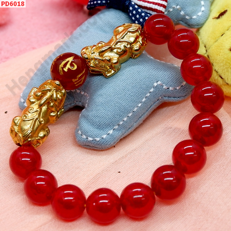 PD6018 สร้อยข้อมือปี่เซียะคู่สีทอง+คาถาทิเบต ราคา 649 บาท http://ww2.hengmark.com/view_product/PD6018.htm