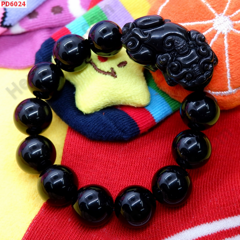 PD6024 สร้อยข้อมือปี่เซียะหินอ๊อบซิเดียนดำ ราคา 699 บาท http://ww2.hengmark.com/view_product/PD6024.htm