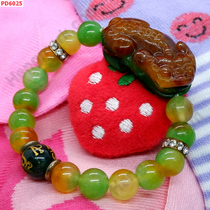 PD6025 สร้อยข้อมือปี่เซียะหยกจักรพรรดิเขียวน้ำตาล ราคา 629 บาท http://ww2.hengmark.com/view_product/PD6025.htm