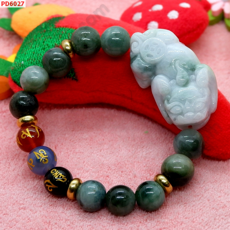 PD6027 สร้อยข้อมือปี่เซียะหยกเขียว+คาถา ราคา 629 บาท http://ww2.hengmark.com/view_product/PD6027.htm