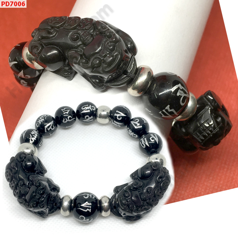 PD7006 สร้อยข้อมือปี่เซียะคู่หินอ๊อบซิเดียนดำ+คาถา ราคา 999 บาท http://ww2.hengmark.com/view_product/PD7006.htm