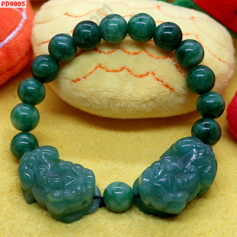 PD9005 สร้อยข้อมือปี่เซียะหยกเกรดAคู่ สีเขียวสด ราคา 1299 บาท http://ww2.hengmark.com/view_product/PD9005.htm