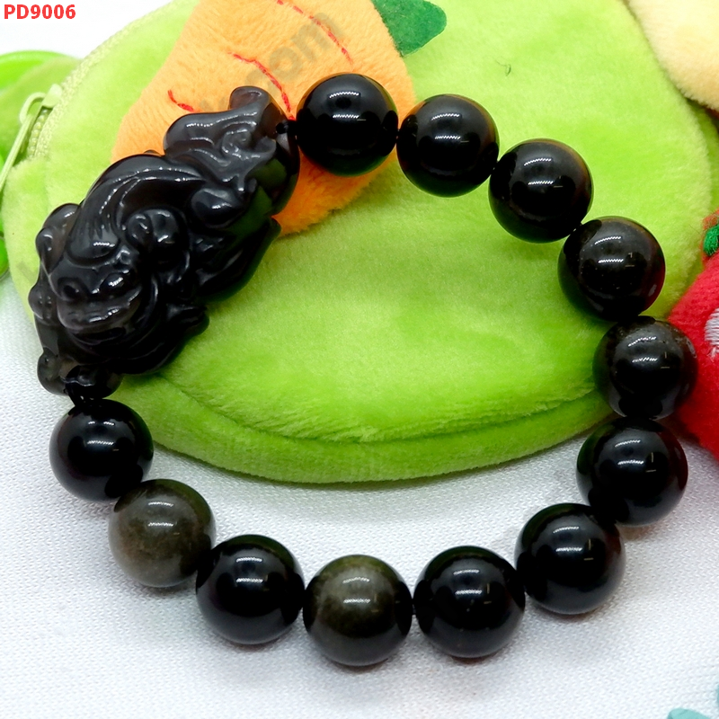 PD9006 สร้อยข้อมือปี่เซียะหินอ๊อบซิเดียนใส ราคา 999 บาท http://ww2.hengmark.com/view_product/PD9006.htm