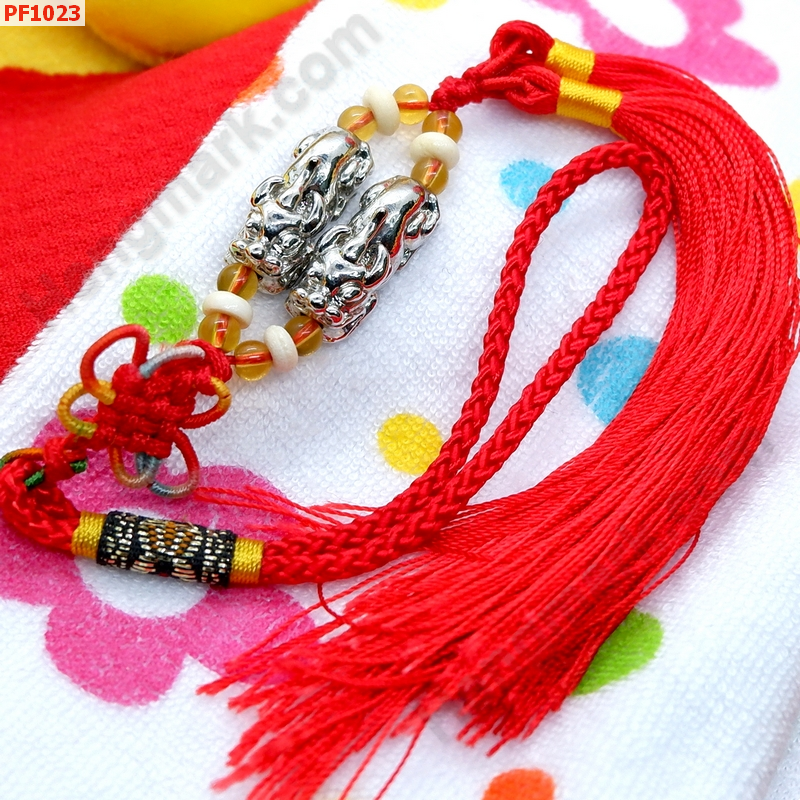 PF1023 ปี่เซียะคู่โลหะเงิน แบบแขวน ราคา 199 บาท http://ww2.hengmark.com/view_product/PF1023.htm