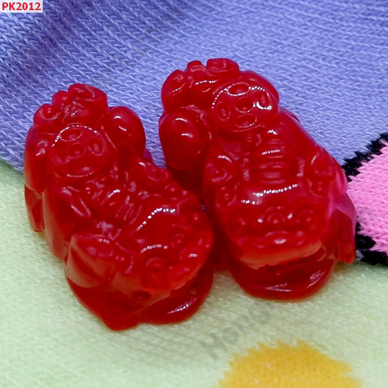 PK2012 ปี่เซียะคู่ หินหยกสีแดง ราคา 400 บาท http://ww2.hengmark.com/view_product/PK2012.htm