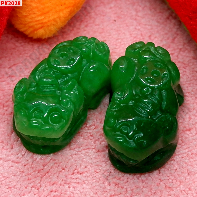 PK2028 ปี่เซียะลายเหรียญหินสีเขียวสด คู่ ราคา 400 บาท http://ww2.hengmark.com/view_product/PK2028.htm