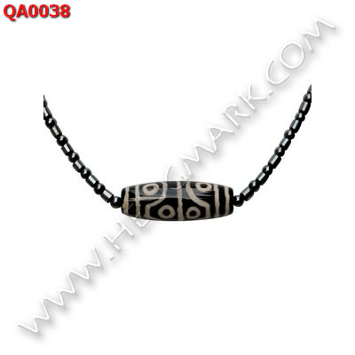 QA0038 หินทิเบต ลาย 8 ตาร้อยด้วยหินเฮมาไทด์ ราคา 449 บาท http://ww2.hengmark.com/view_product/QA0038.htm