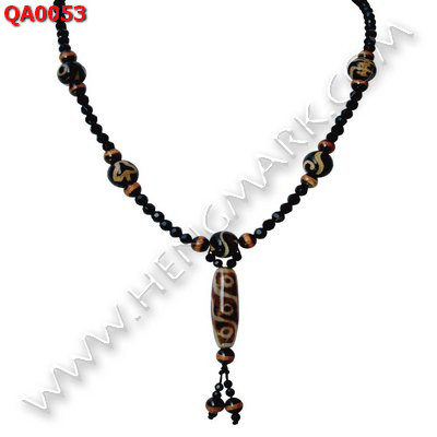 QA0053 สร้อยคอหินทิเบตหลายลาย ร้อยด้วยคริสตัล ราคา 1499 บาท http://ww2.hengmark.com/view_product/QA0053.htm