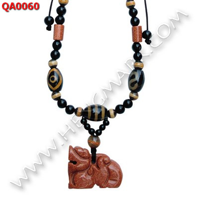 QA0060 สร้อยคอหินทิเบตหลายลาย พร้อมปี่เซียะ ราคา 1309 บาท http://ww2.hengmark.com/view_product/QA0060.htm