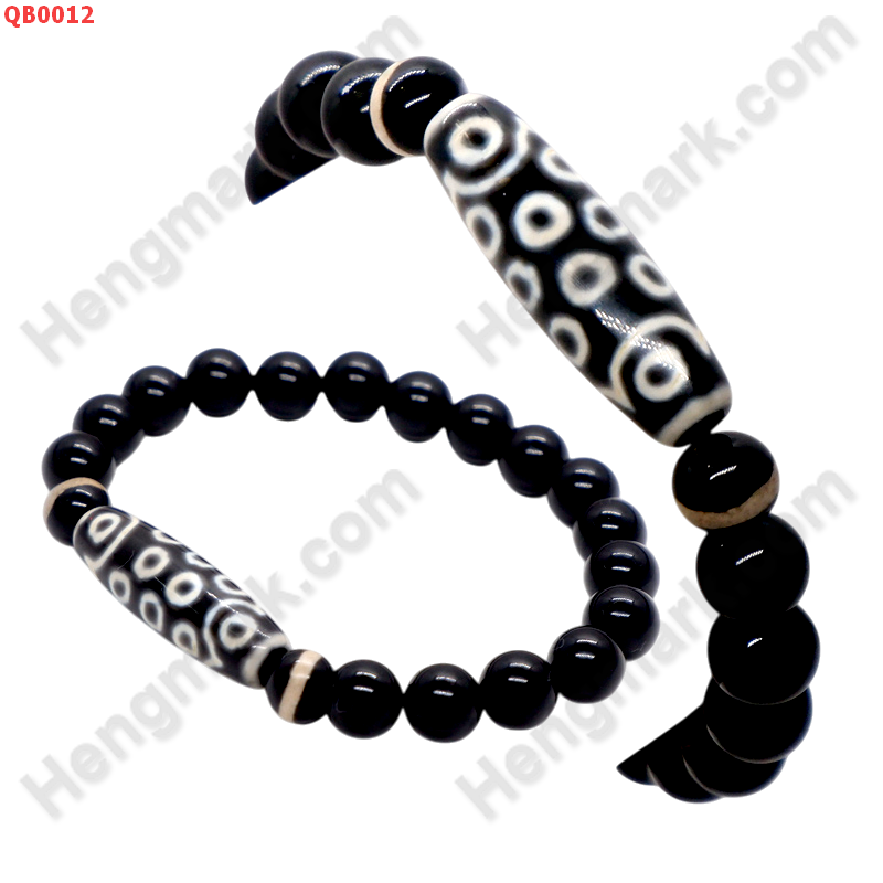 QB0012 สร้อยข้อมือหินDZI 21ตา ราคา 930 บาท http://ww2.hengmark.com/view_product/QB0012.htm