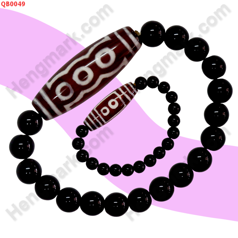 QB0049 สร้อยข้อมือ DZI 5 ตา ราคา 299 บาท http://ww2.hengmark.com/view_product/QB0049.htm