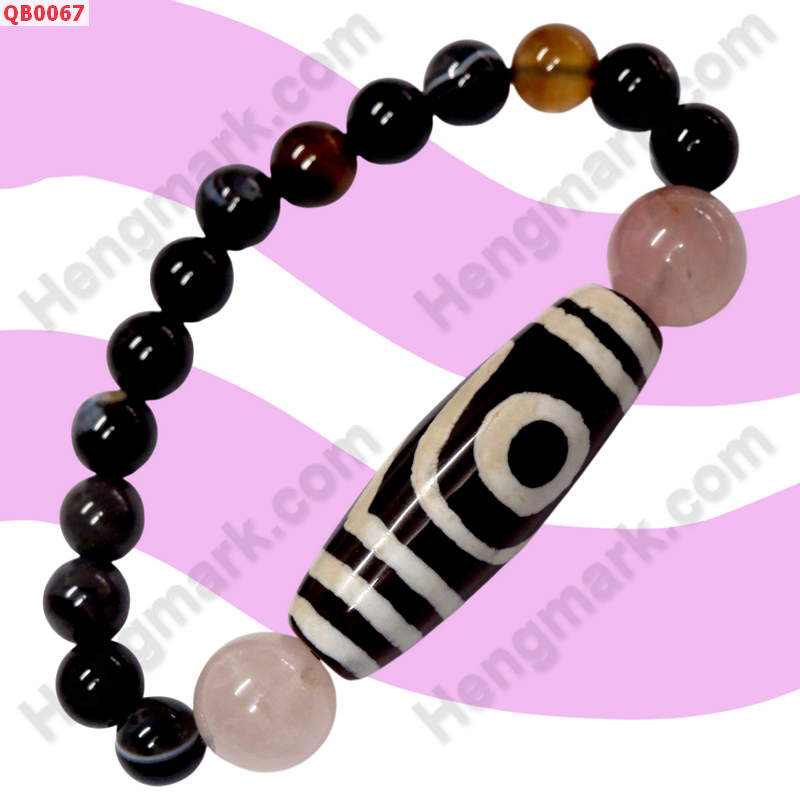 QB0067 สร้อยข้อมือ DZI 2 ตา ราคา 349 บาท http://ww2.hengmark.com/view_product/QB0067.htm