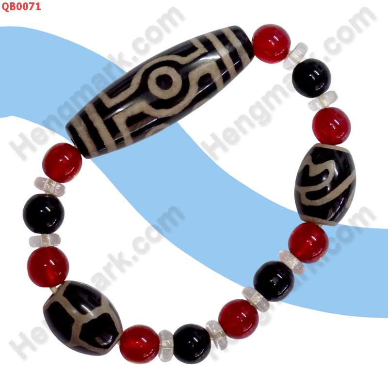 QB0071 สร้อยข้อมือ DZI  7 ตา ราคา 499 บาท http://ww2.hengmark.com/view_product/QB0071.htm
